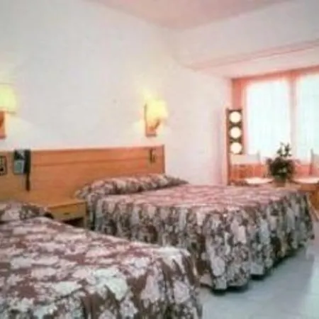 Hotel Consul 2*